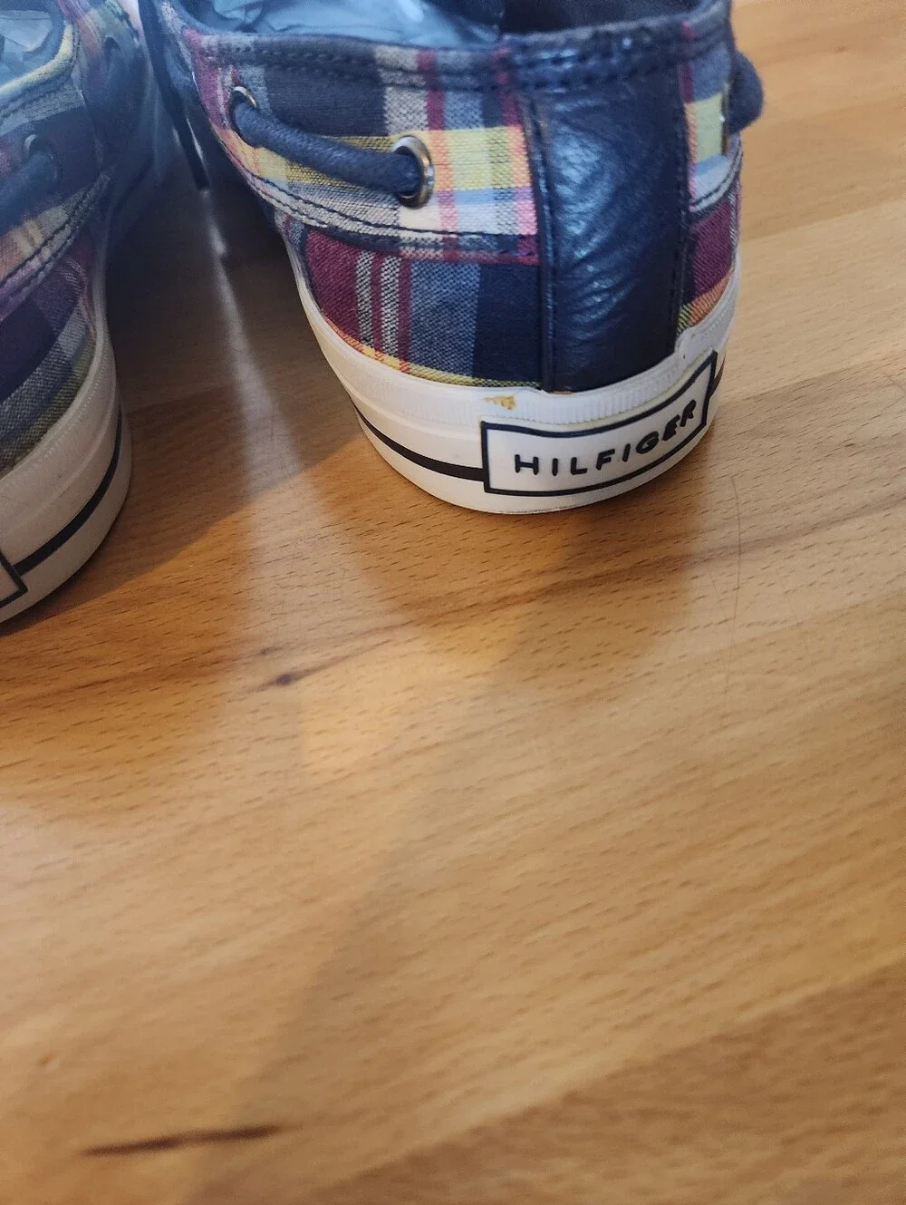 Tommy Hilfiger Plaid Canvas Boat Shoes Mens 8 Preppy Coastal Casual Lace Up